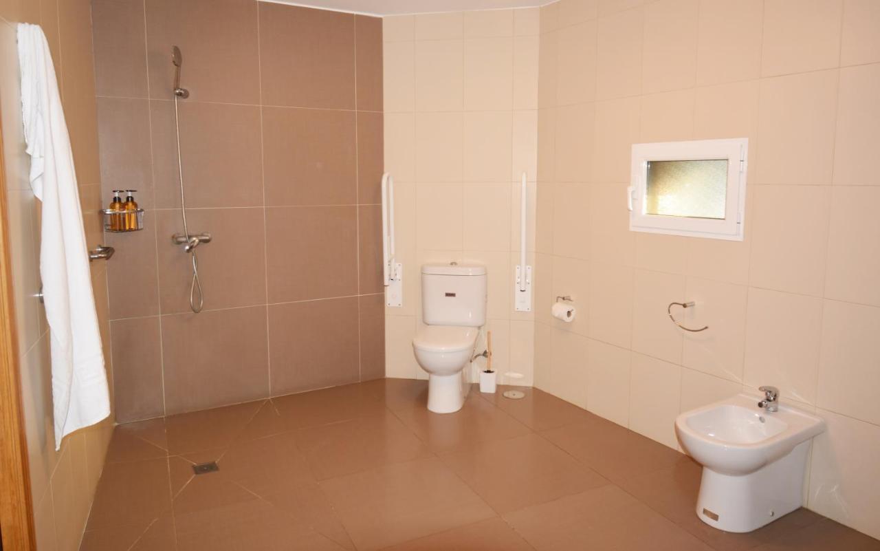 Galihost - Casa Con Enorme Jardin En Cambados Villa Luaran gambar