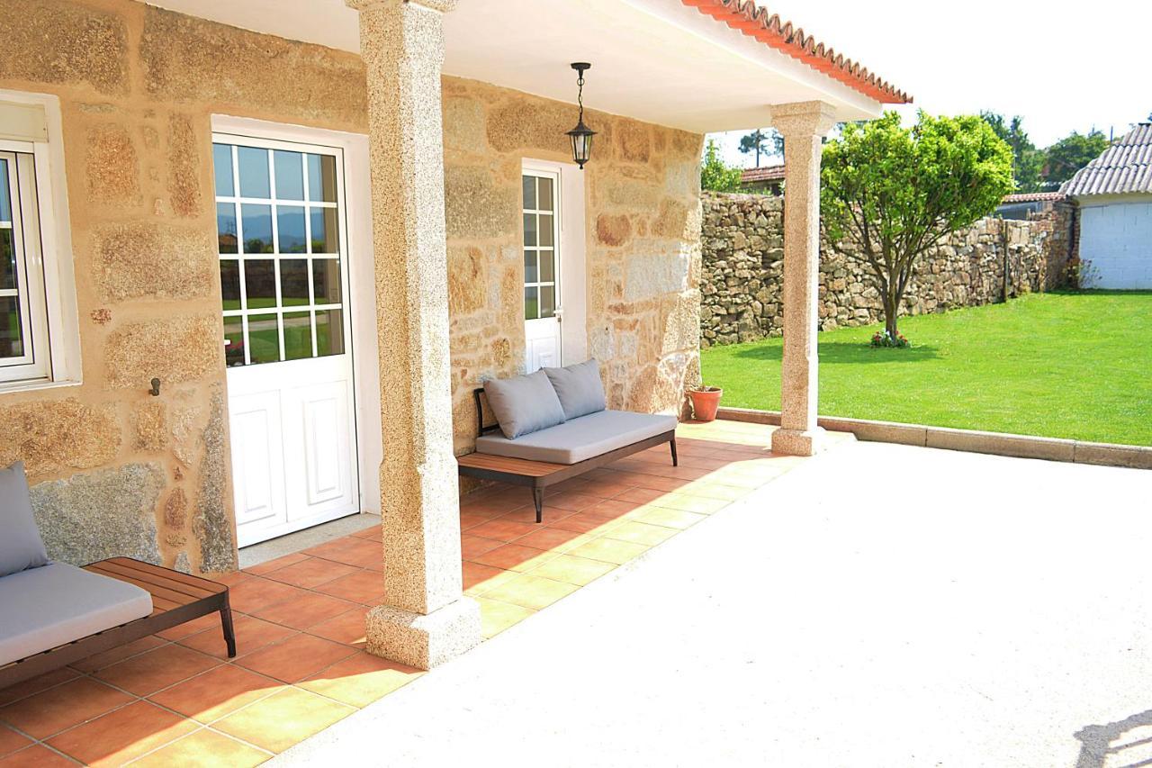 Galihost - Casa Con Enorme Jardin En Cambados Villa Luaran gambar